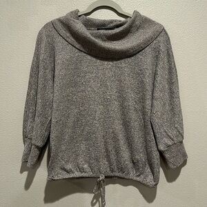 Adrienne vittadini long sleeve cowl neck shirt size: medium